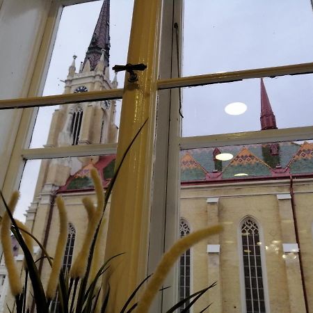 Filinhome Zmaj Jovina Suite Novi Sad Eksteriør billede