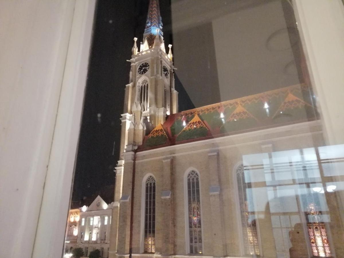 Filinhome Zmaj Jovina Suite Novi Sad Eksteriør billede